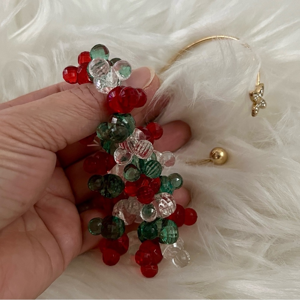 Bracelets - Picture 4 of 5